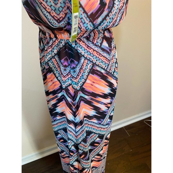 Gianni Bini Geometric Maxi Dress NWT HOST PICK - Picture 10 of 15